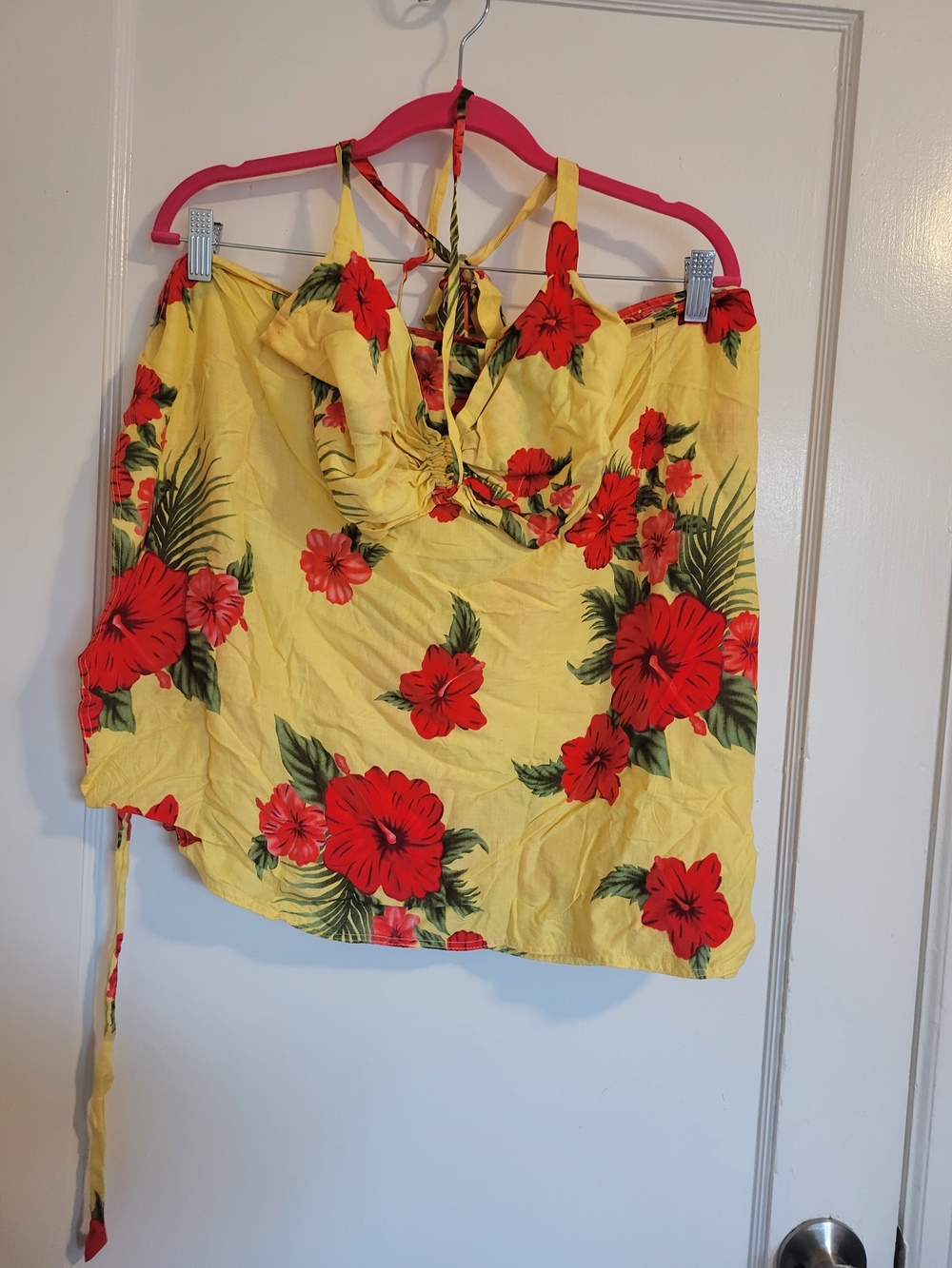 Vintage Hibiscus Collection Hawaii Yellow Floral Halter and skirt top